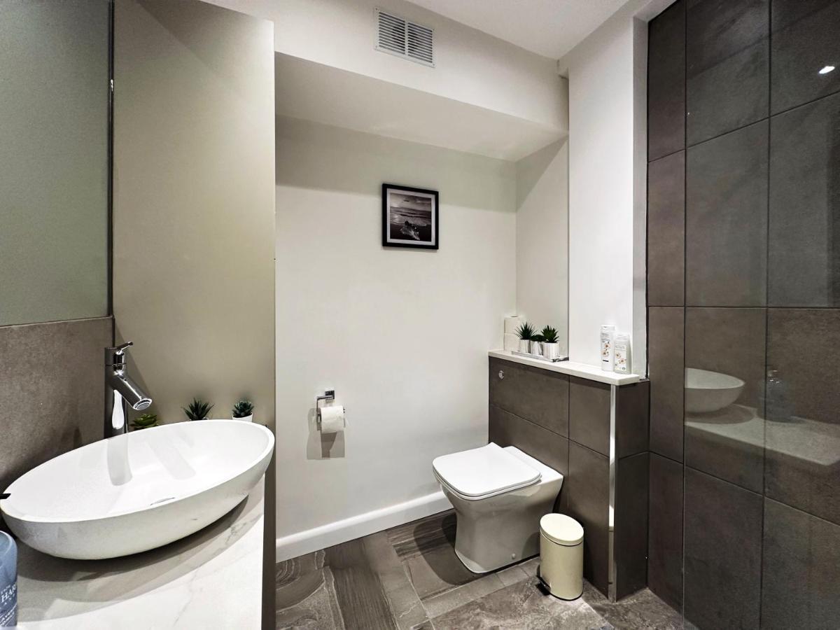 Liam Place Near Hyde Park - 1 Double Bed, 1 Sofa Bed, Spacious Apartment, Private Entrance Лондон Екстер'єр фото